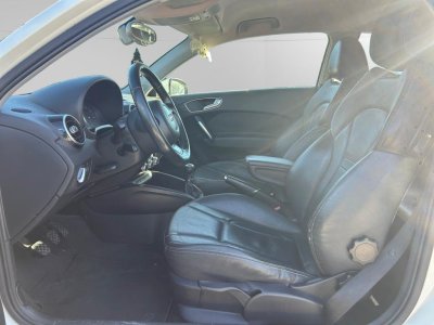 Audi A1 14 TFSI - 122 cv - Finition S line   - 12