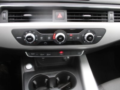 Audi A4 AVANT 35 TDI 150CH BUSINESS LINE S TRONIC 7 EURO6D-T   - 15