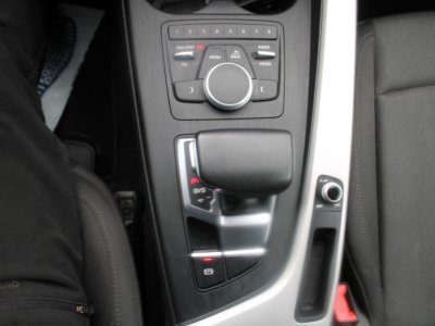 Audi A4 AVANT 35 TDI 150CH BUSINESS LINE S TRONIC 7 EURO6D-T   - 16