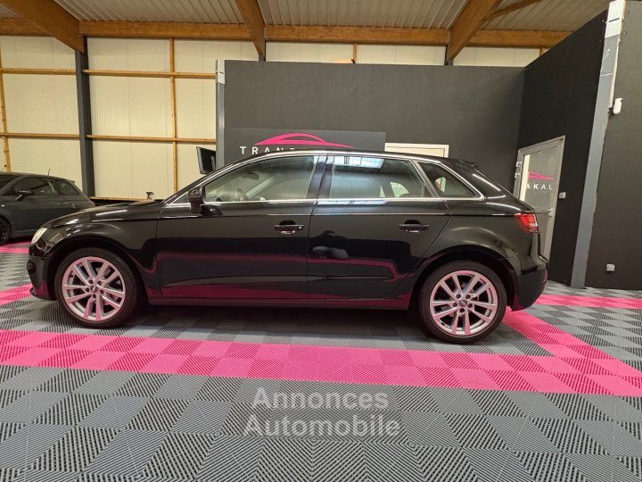 Audi A3 Sportback BUSINESS 30 TDI 116 Business line /SUIVI COMPLET/ CAM&Eacute;RA DE RECUL/ CARPLAY/ PHARES LED - 4