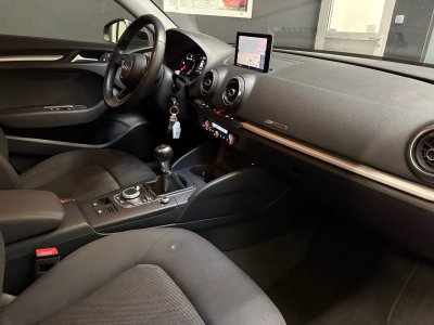 Audi A3 Sportback BUSINESS 30 TDI 116 Business line /SUIVI COMPLET/ CAM&Eacute;RA DE RECUL/ CARPLAY/ PHARES LED   - 15