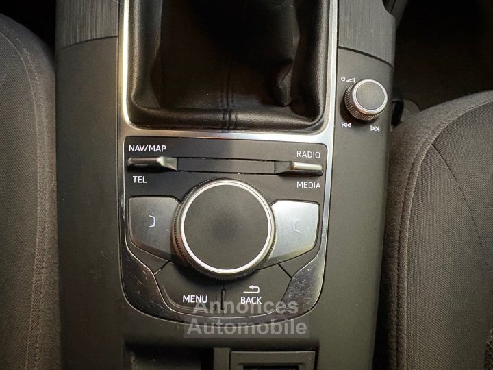 Audi A3 Sportback BUSINESS 30 TDI 116 Business line /SUIVI COMPLET/ CAM&Eacute;RA DE RECUL/ CARPLAY/ PHARES LED - 25