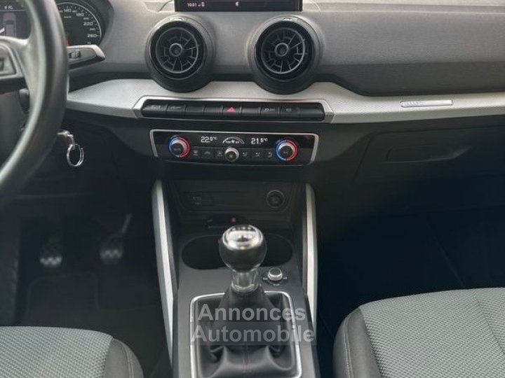 Audi Q2 14 35 tfsi 150ch cod design carplay - 10