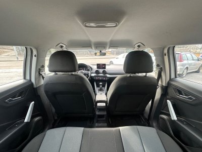 Audi Q2 14 35 tfsi 150ch cod design carplay - 16