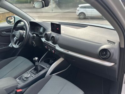 Audi Q2 14 35 tfsi 150ch cod design carplay - 18