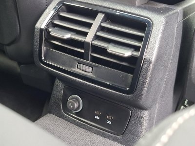 Audi Q3 Sportback 35 TDI 150 ch S tronic 7 S line   - 10