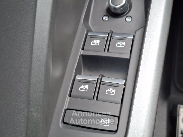 Audi Q3 Sportback 35 TDI 150 ch S tronic 7 S line - 26