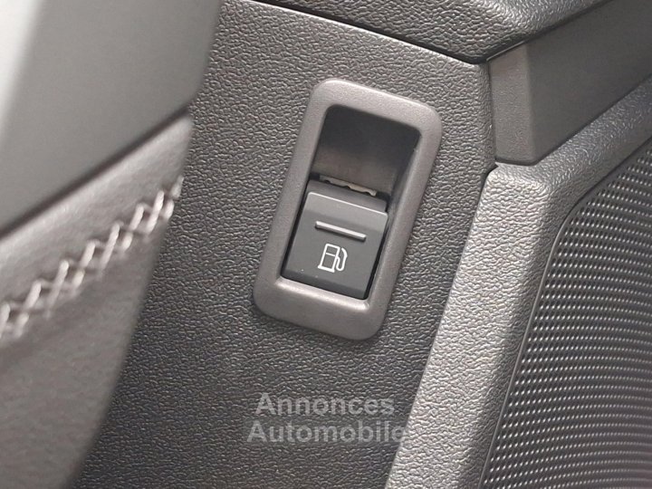 Audi A3 Sportback 40 TFSIe 204 S tronic 6 S Line - 12