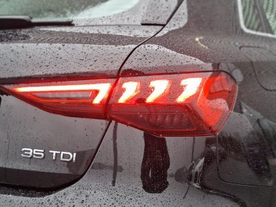 Audi A3 Sportback 35 TDI 150 S tronic 7 Business line   - 41