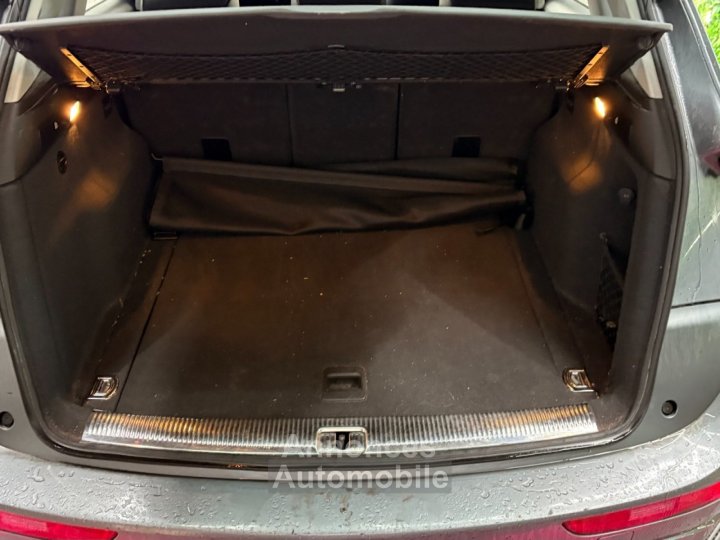Audi Q5 BUSINESS V6 30 TDI 245 ch Quattro Business ~ Si&egrave;ges  hayon &eacute;lectrique ~ 1 &egrave;re main ~ Suivi 100% ~ Cam&eacute;ra de recul ~ Sellerie cuir - 7