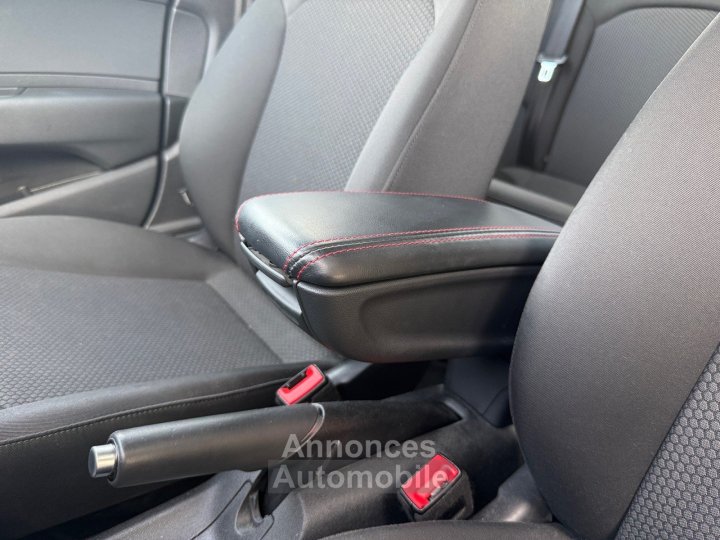 Audi A1 Sportback 14 TFSI 125 S tronic 7 Ambiente - 17