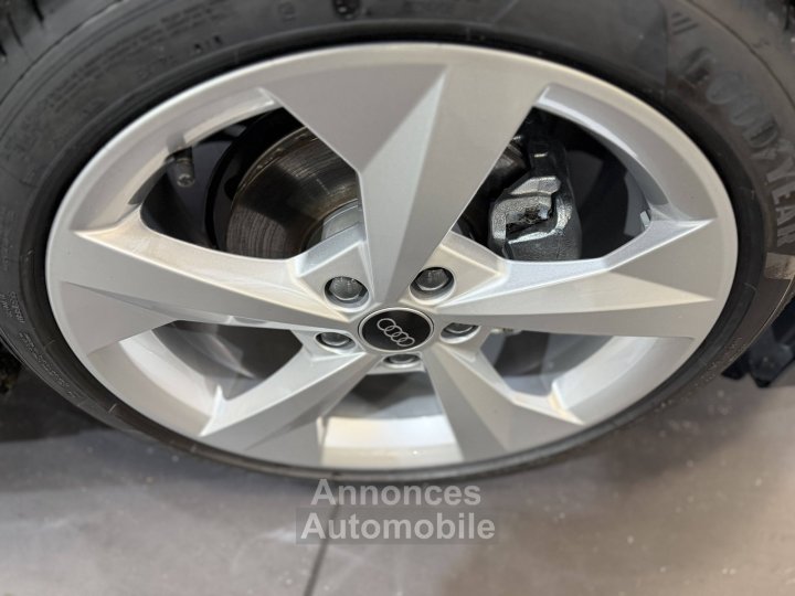 Audi A3 Sportback 35 TFSI 150ch Mild Hybrid S line S tronic 7 - 7