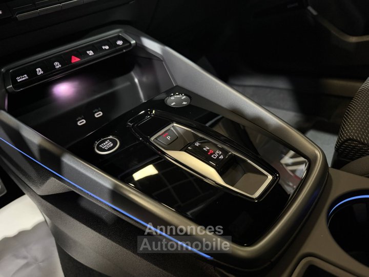 Audi A3 Sportback 35 TFSI 150ch Mild Hybrid S line S tronic 7 - 32