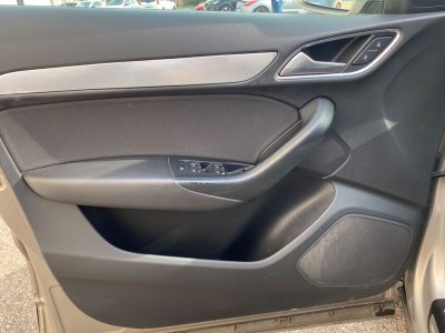 Audi Q3 20 tdi 140 s-line   - 18