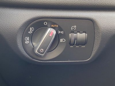 Audi Q3 20 tdi 140 s-line   - 22