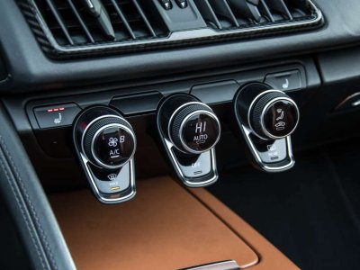 Audi R8 SPYDER 52i V10 BELGIAN CARBON PACK CCB   - 35