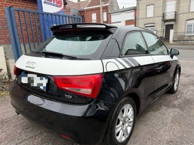 Audi A1 Magnifique en 1,6 tdi 90 cv gps Bluetooth Clim   - 3
