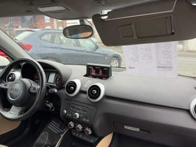 Audi A1 Magnifique en 1,6 tdi 90 cv gps Bluetooth Clim   - 5