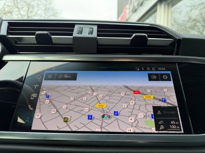 Audi Q3 35 TFSI 150 ch S tronic 7 Design   - 17