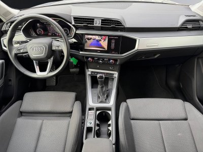 Audi Q3 35 TFSI 150 ch S tronic 7 Design   - 24