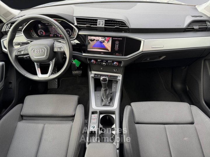 Audi Q3 35 TFSI 150 ch S tronic 7 Design - 24