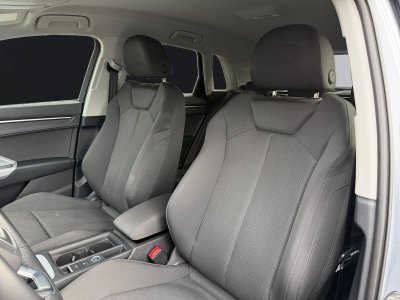 Audi Q3 35 TFSI 150 ch S tronic 7 Design   - 26