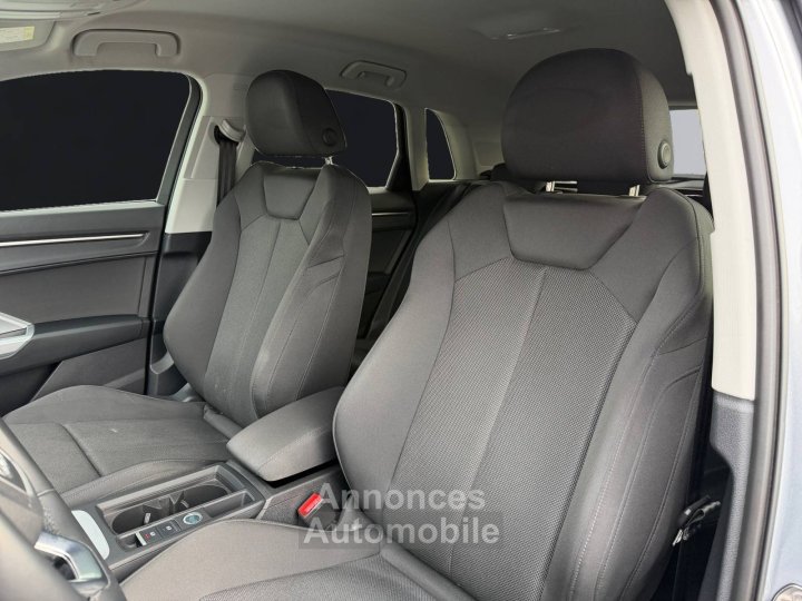 Audi Q3 35 TFSI 150 ch S tronic 7 Design - 26