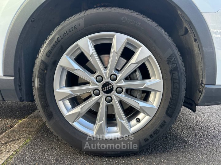 Audi Q3 35 TFSI 150 ch S tronic 7 Design - 12