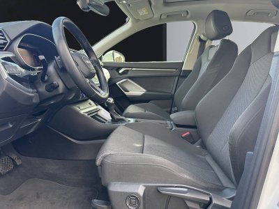 Audi Q3 35 TFSI 150 ch S tronic 7 Design   - 14