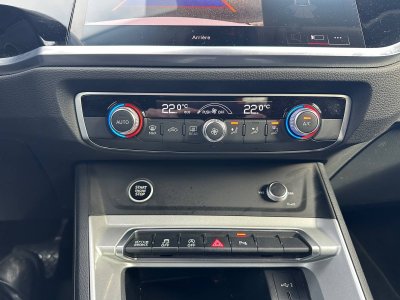 Audi Q3 35 TFSI 150 ch S tronic 7 Design   - 24