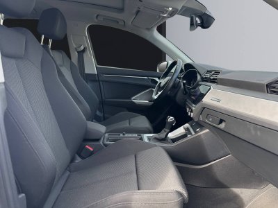 Audi Q3 35 TFSI 150 ch S tronic 7 Design   - 28