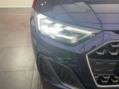 Audi A1 Sportback 30 TFSI 116 ch S tronic 7 S Line   - 3