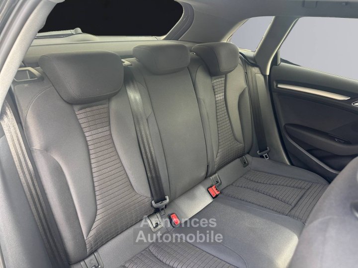 Audi A3 Sportback 35 TFSI CoD 150 S tronic 7 Sport Limited - 26