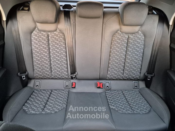 Audi A1 Sportback 10 30 TFSI - 116  Design  GARANTIE 3 MOIS - 18