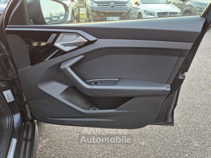 Audi A1 Sportback 10 30 TFSI - 116  Design  GARANTIE 3 MOIS - 22