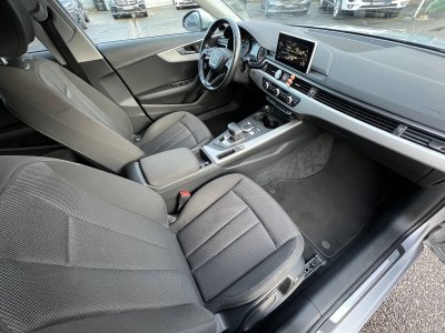 Audi A4 V (B9) 20 TDI 190ch S-Tronic 7 Bo&icirc;teAuto   - 10