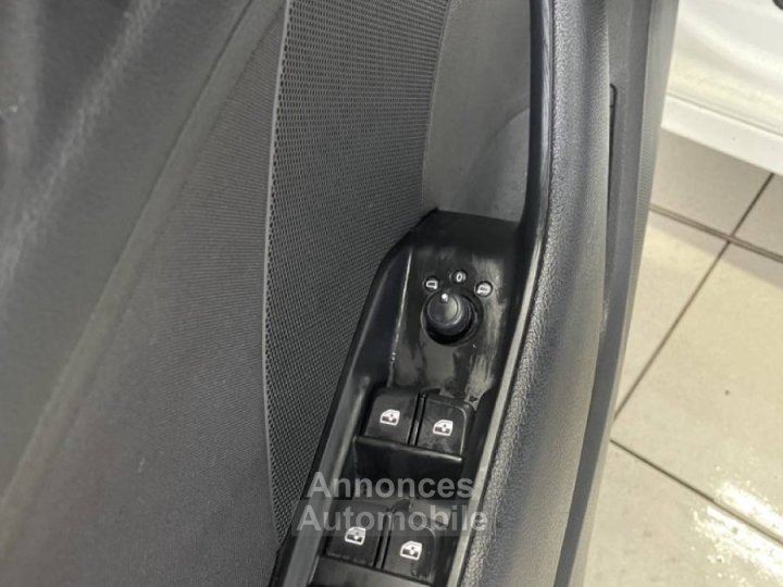 Audi A3 III 14 TFSI 204ch e-tron Business line S tronic 6 - 16