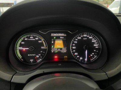 Audi A3 III 14 TFSI 204ch e-tron Business line S tronic 6   - 22