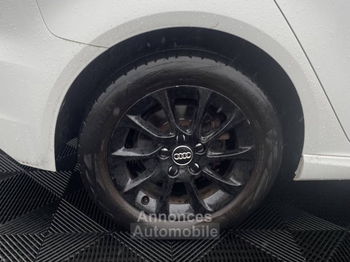 Audi A3 III 14 TFSI 204ch e-tron Business line S tronic 6 - 36