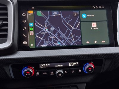 Audi A1 Sportback 10 25 tfsi 95ch advanced s-tronic 1er main entretien complet pack hiver-ete   - 8