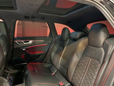 Audi RS6 Avant 40 V8 TFSI 600 Quattro Tiptronic   - 4