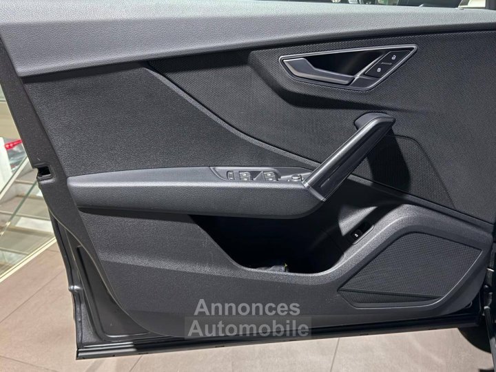 Audi Q2 35 TFSI 150 S tronic 7 S line - 11