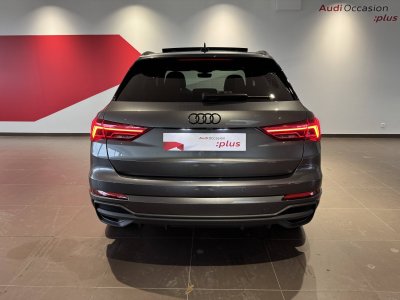 Audi Q3 45 TFSIe 245 ch S tronic 6 S line   - 3
