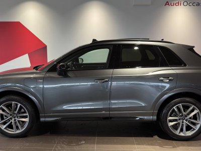 Audi Q3 45 TFSIe 245 ch S tronic 6 S line   - 5