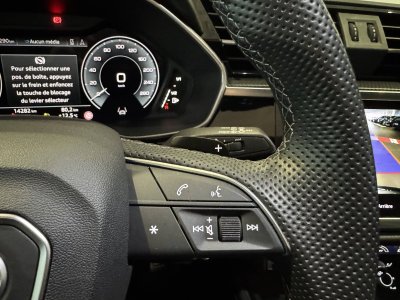 Audi Q3 45 TFSIe 245 ch S tronic 6 S line   - 21