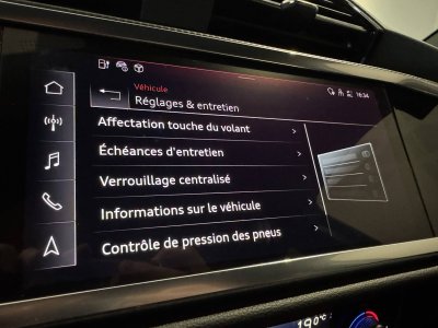 Audi Q3 45 TFSIe 245 ch S tronic 6 S line   - 46