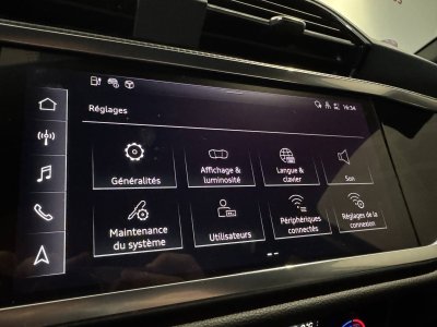 Audi Q3 45 TFSIe 245 ch S tronic 6 S line   - 48