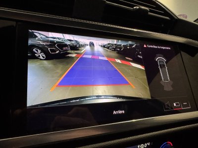 Audi Q3 45 TFSIe 245 ch S tronic 6 S line   - 51