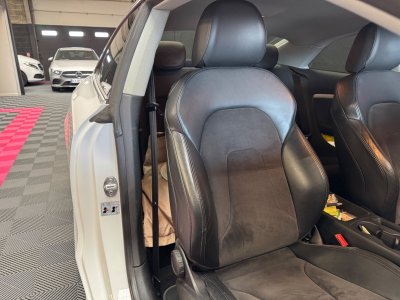 Audi A5 Coup&eacute; Attraction 20 TDI 190 CV S-Line int&eacute;rieur - Distribution &agrave; jour - Si&egrave;ges chauffant   - 13