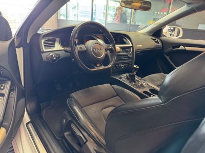 Audi A5 Coup&eacute; Attraction 20 TDI 190 CV S-Line int&eacute;rieur - Distribution &agrave; jour - Si&egrave;ges chauffant   - 16